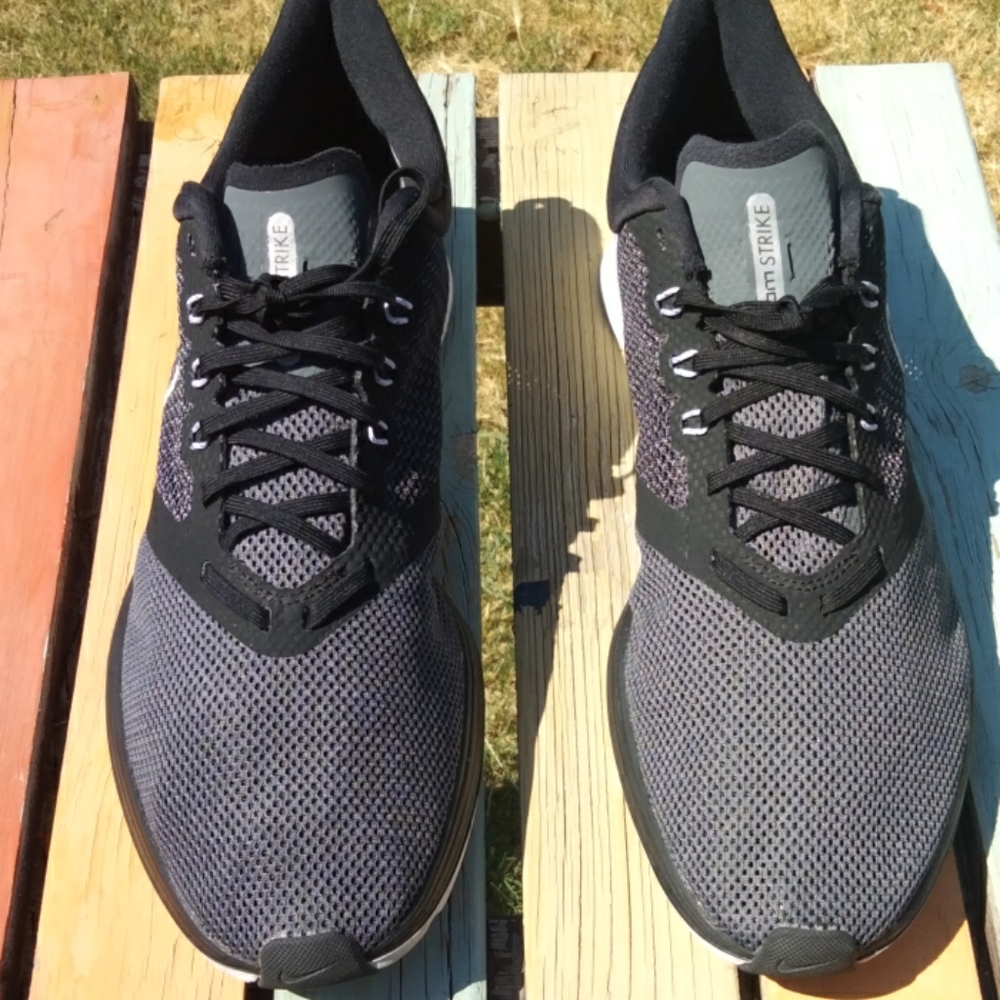Nike zoom strike 2